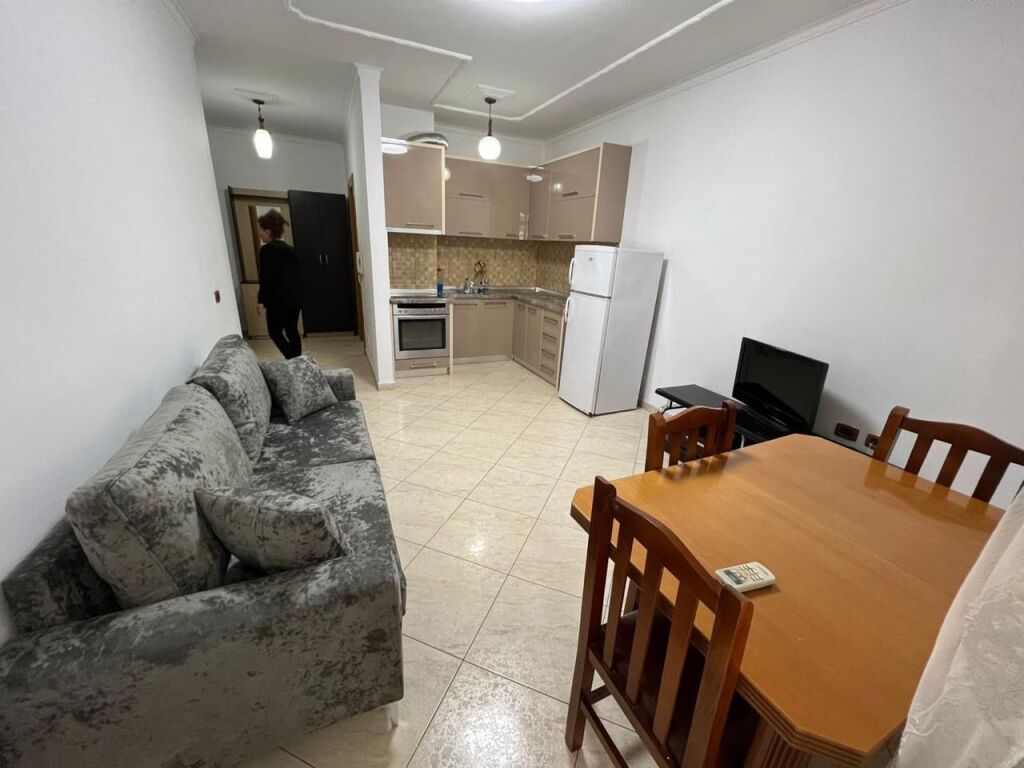 2+1, arredato a Kupola a Lapraka, 450 mila lek