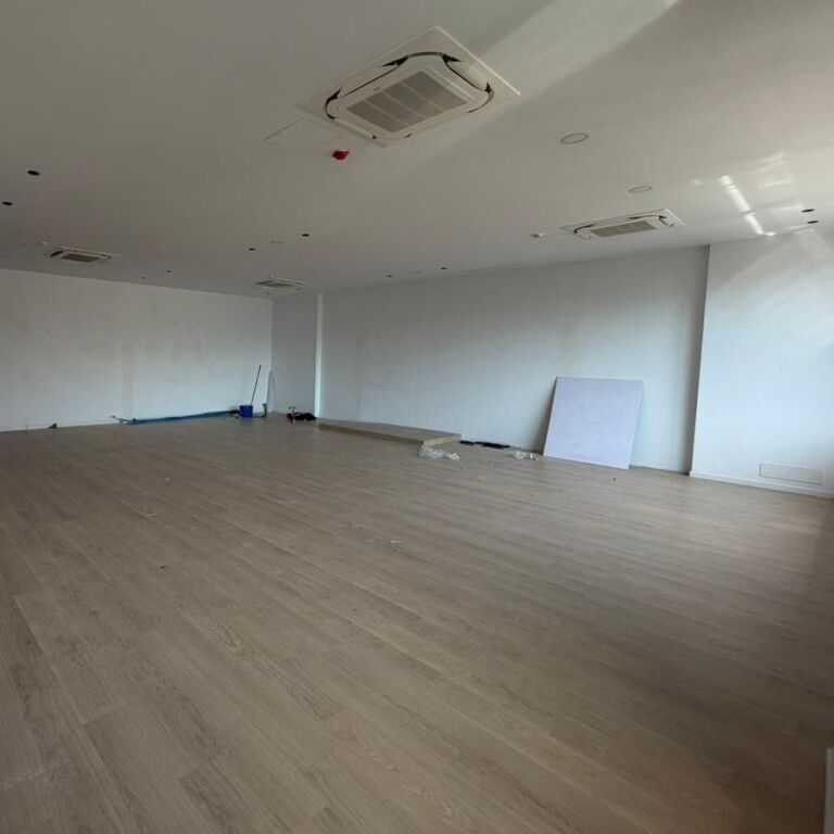 🏢✨ Zyrë me Qira – Kompleksi Delijorgji, Tiranë ✨🏢