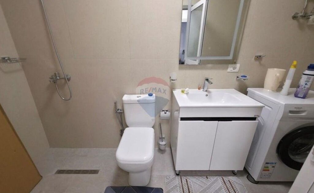 Apartment 1+1 for Rent Bill Clinton Street, Paris Commune  ID:530221059-484