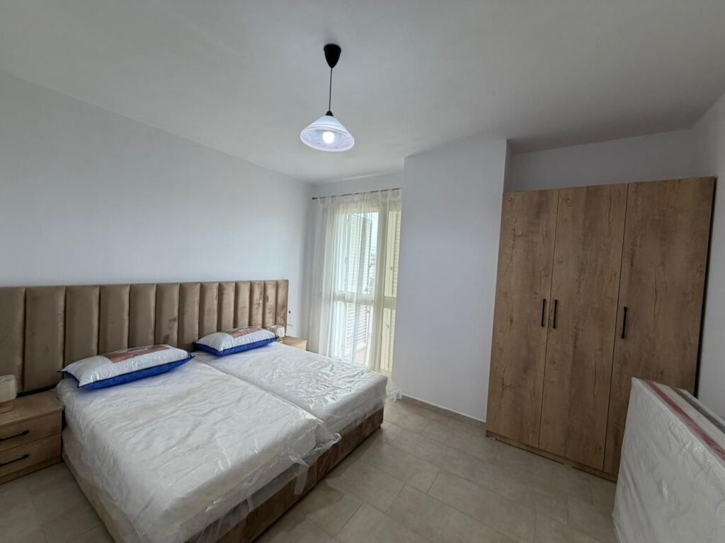 Jepet me qera apartament 1+1