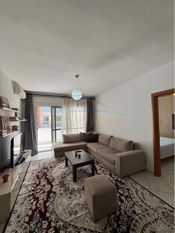 Qera, Apartament 1+1, Fresk