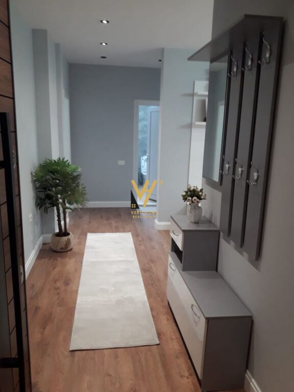APPARTAMENTO 2+1+2 IN AFFITTO VICINO AL EX PARCO 80.000 LEKE