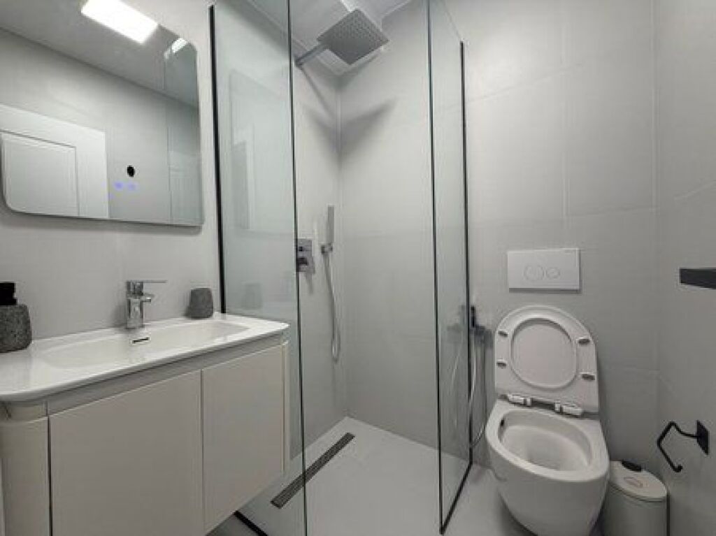 In vendita, 2 Appartamenti 1+1, 21 Dhjetori, Tirane.