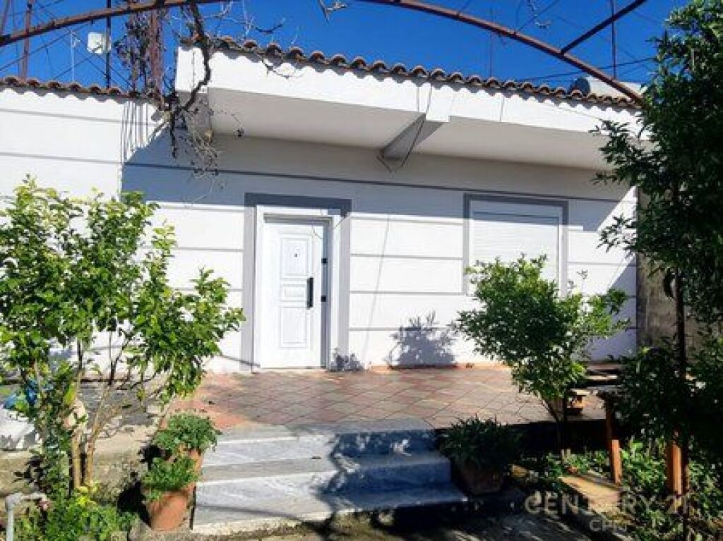 PRIVATE HOUSE WITH YARD FOR SALE IN VORE