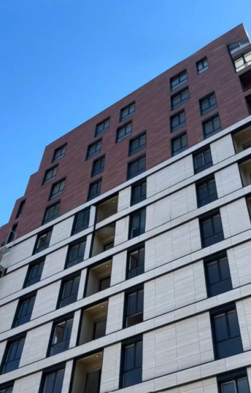 SHITET APARTAMENT 2+1 + VERANDË – Fusha e Aviacionit