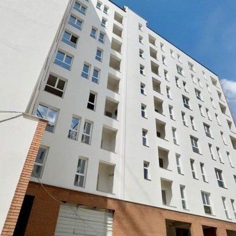 🏡✨ Shitet Apartament 1+1 – Përballë Vila L, Astir ✨🏡