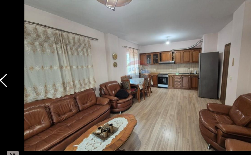 Apartment for rent 2+1 at Komuna e Parisit