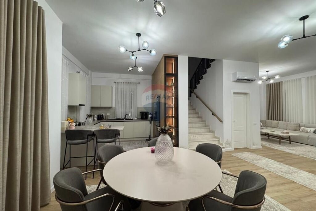 Villa - In Affitto - TEG, Tirana(ID: 530221064-137)