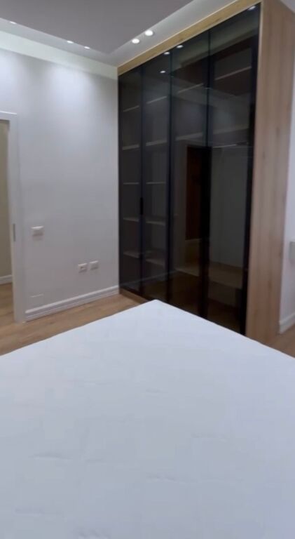Apartament 2+1 per shitje perballe American 3