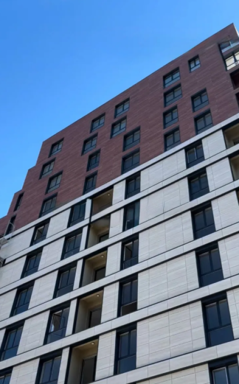 SHITET APARTAMENT 2+1 + VERANDË – Fusha e Aviacionit