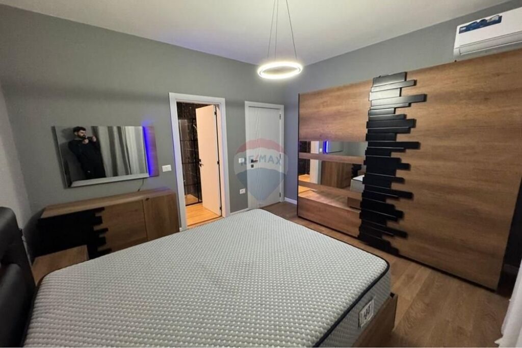 Apartament me qira 2+1+2+P tek Kopshti Botanik