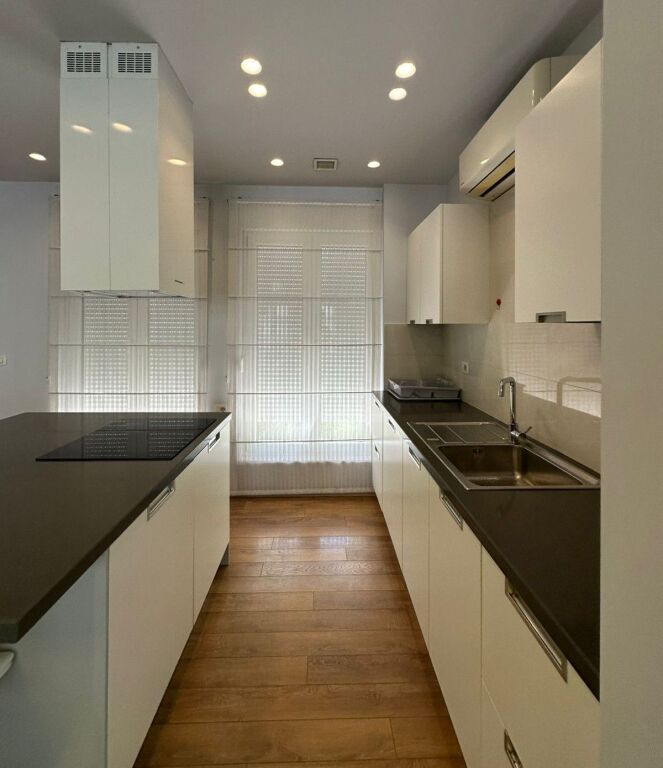 🏙️Affittasi villa su 4 piani presso White House a TEG✨