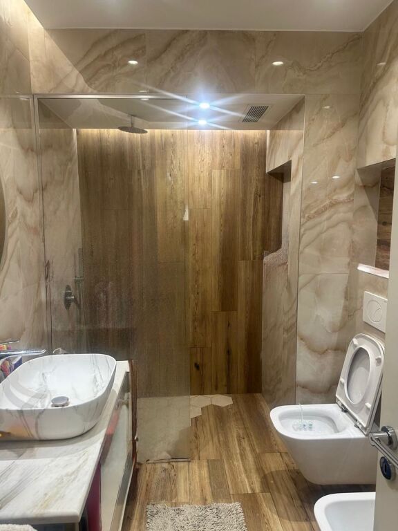 Astir, appartamento 2+1+2 arredato moderno in affitto.