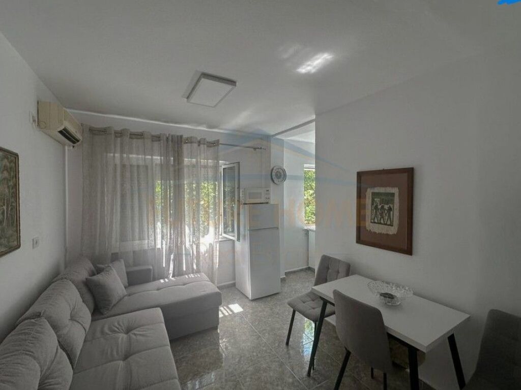Qera, Apartament 2+1, Rruga e Dibrës, Tiranë.