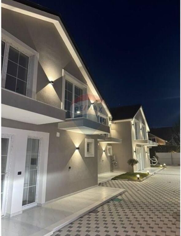 Shiten Vila Twin në Drilon, Pogradec(ID: 530571009-88)