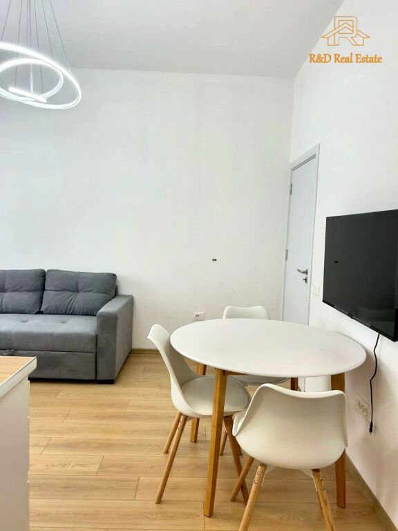 🏡 IN AFFITTO: Appartamento 1+1 – Ali Demi, Tirana