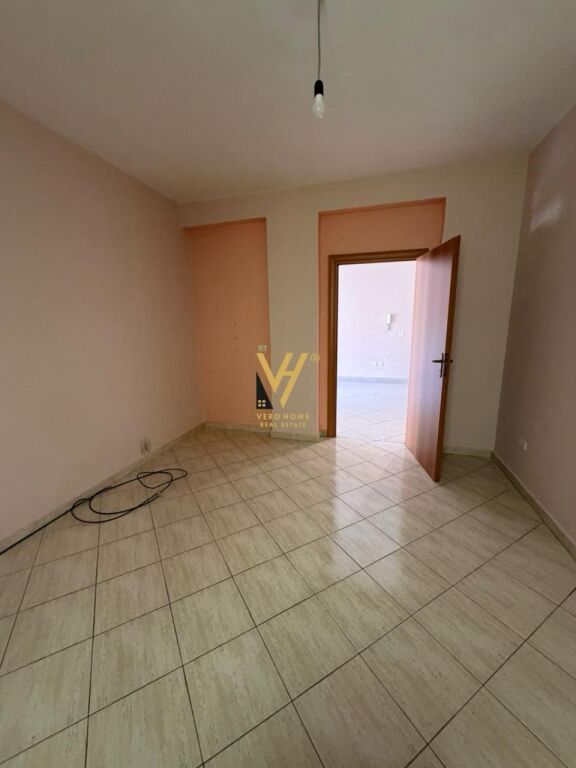 FOR SALE APARTMENT 2+1+2+BLK AT KOMUNA E PARISIT 250,000 EURO