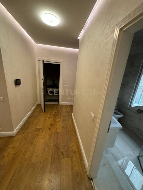 SHITET PENTHOUSE LUKSOZ NE FRESK