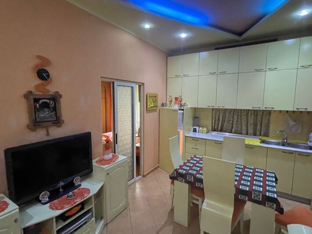 🏡 Apartment 1+1 for Rent – Former Block (near Cafe Roma)