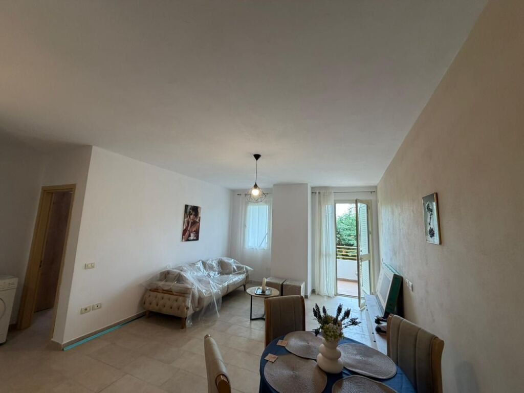 Apartament me qira 2+1+2+2