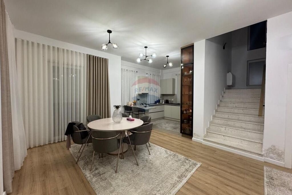 Villa - In Affitto - TEG, Tirana(ID: 530221064-137)