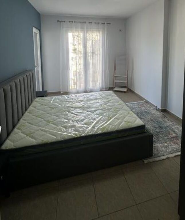 BULEVARDI ZOGU I PARE, JAPIM APARTAMENT 1+1 PER QERA! 650 € /Muaj