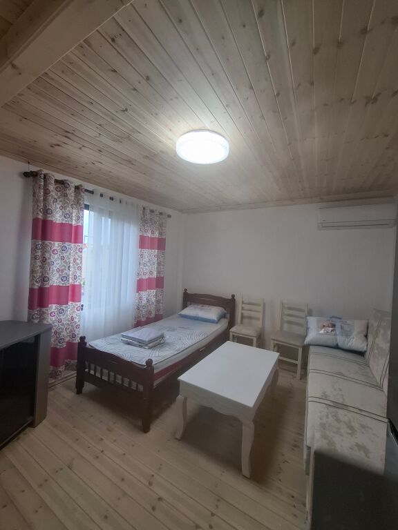 Studio/House for rent 290Lek (never lived in before) - Q.Studenti, Bashkim Fino School
