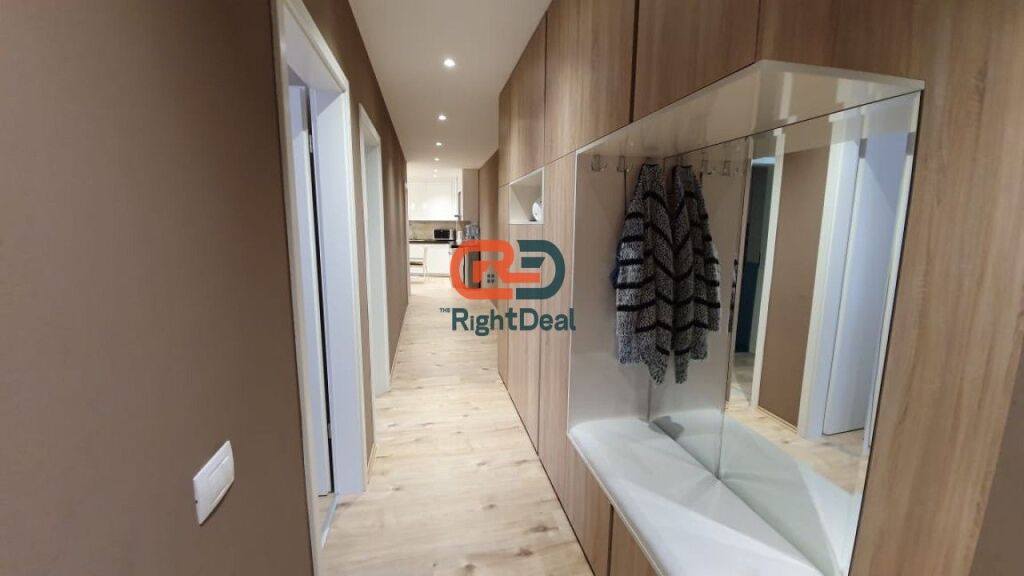Tek "Kompleksi Magnet", Shitet Apartament 3+1, Super I Investuar!