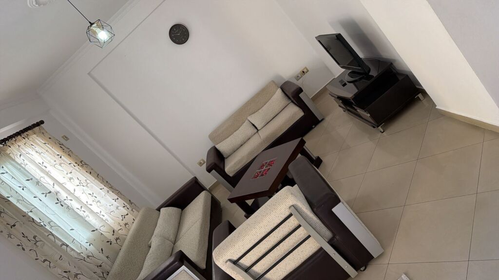 🚨Jepet me qera apartament 2+1+bllk   📍Astir, vila L