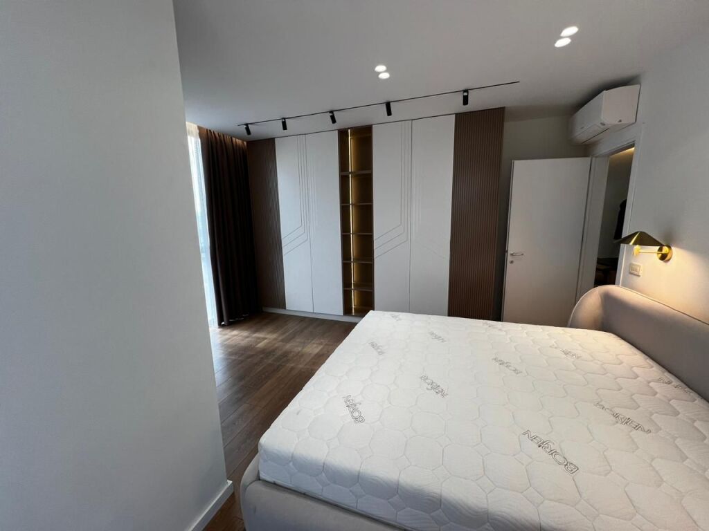 2+1 apartment for rent at Golden Tower on Mine Peza Street.