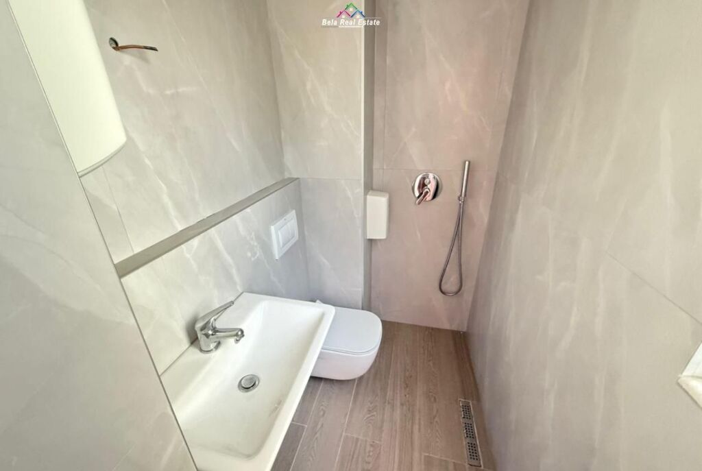 Zyre Me Qera Tek Sheshi Willson (ID BZ2937) Tirane