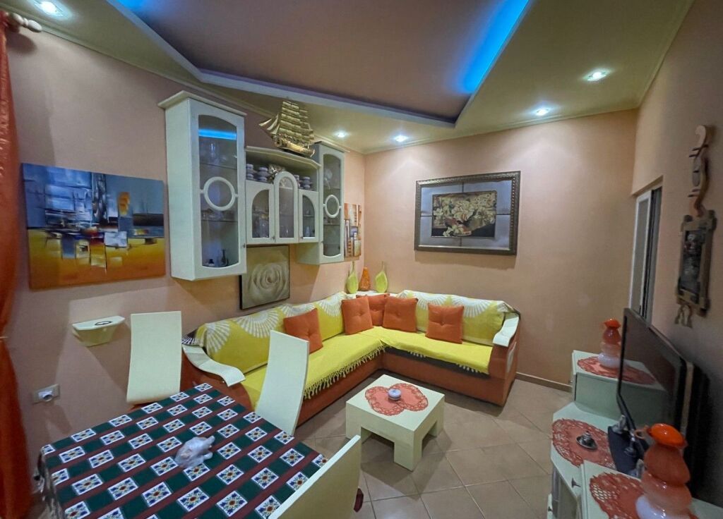 🏡 Appartamento 1+1 in Affitto – Ex Blocco (vicino a Caffè Roma)