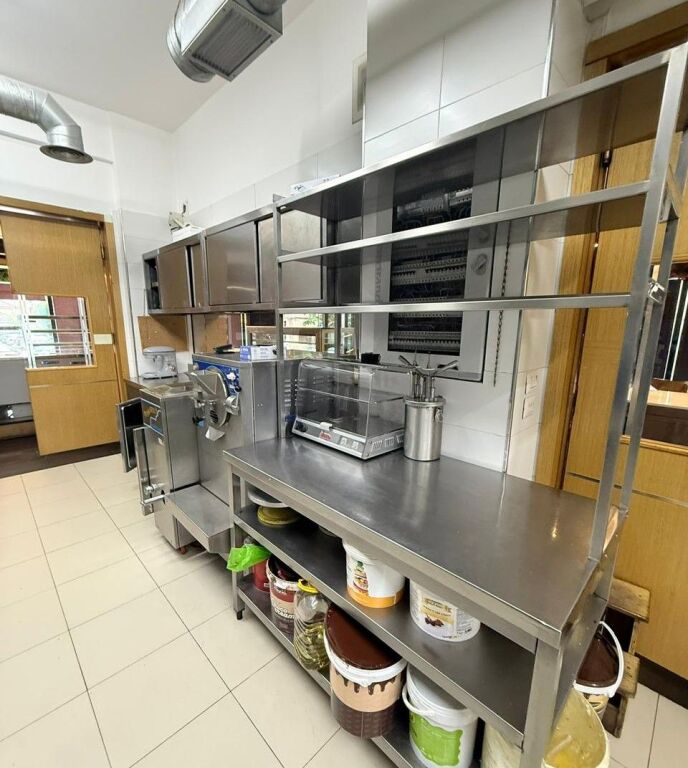 📌OCCASIONE, Vendesi Unità Commerciale – Pasticceria &amp; Forno - In Via Kavaja