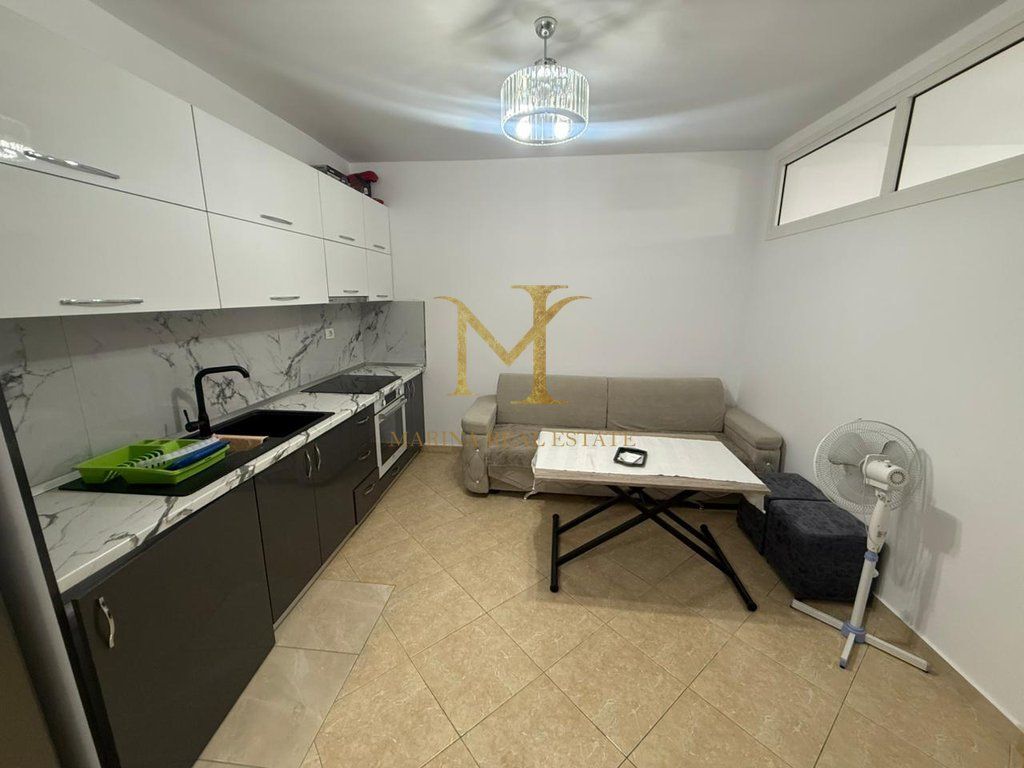 Apartament me qera 1+1 Durrës, Plazh Hekurudha Kompleksi EKA