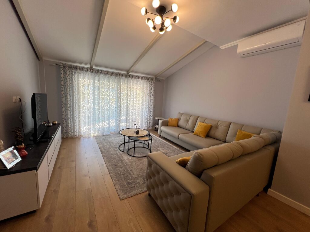 🏡 Apartment 2+1 for Rent – near the Ballet School Elbasan Street