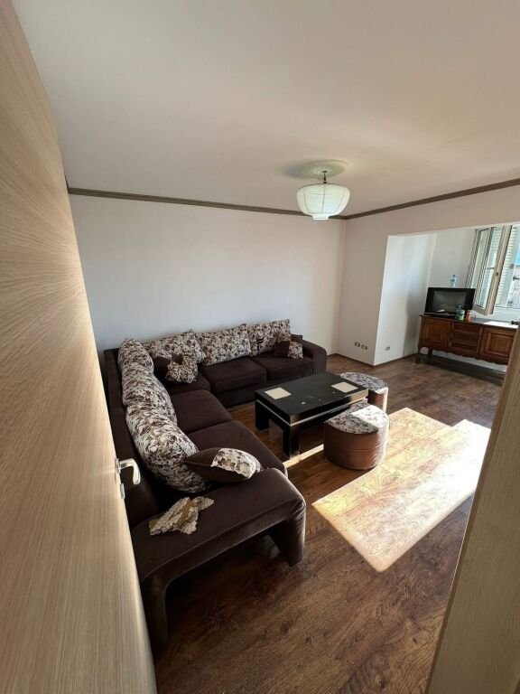 SHITET APARTAMENT 2+1 KOMBINAT 9.500.000 LEKE FH-72323