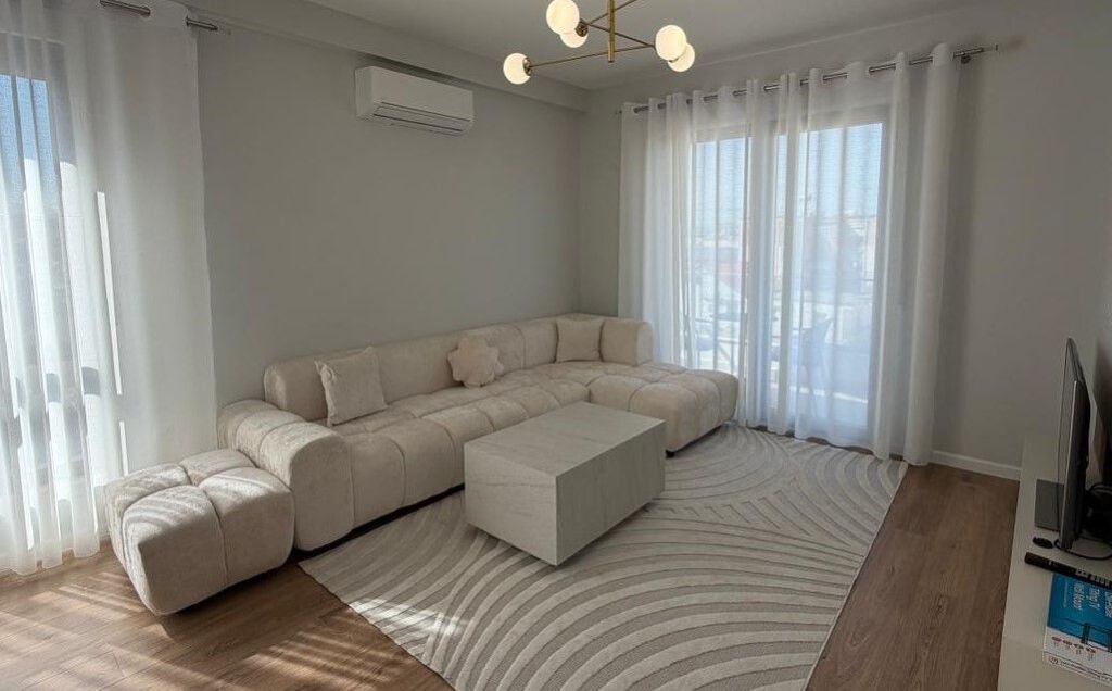 FOR RENT APARTMENT 2+1+2 - PORCELAIN