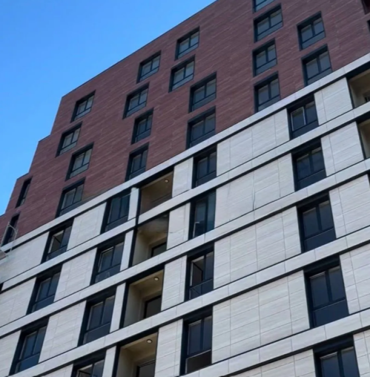 SHITET APARTAMENT 2+1 + VERANDË – Fusha e Aviacionit
