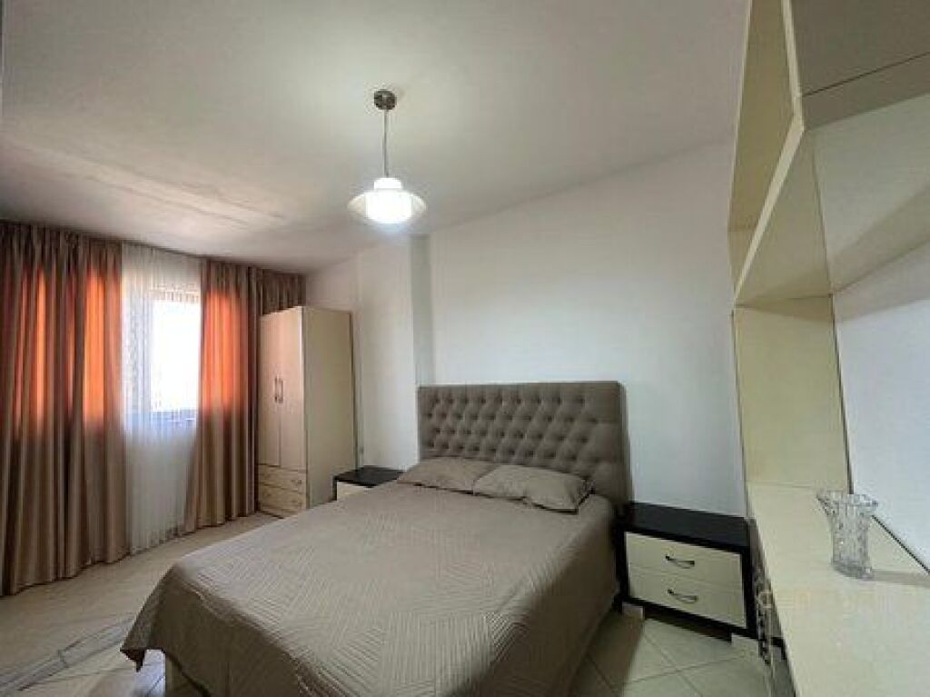 Apartament 1+1 me qera tek Kompleksi Grand, Tregu Elektrik!