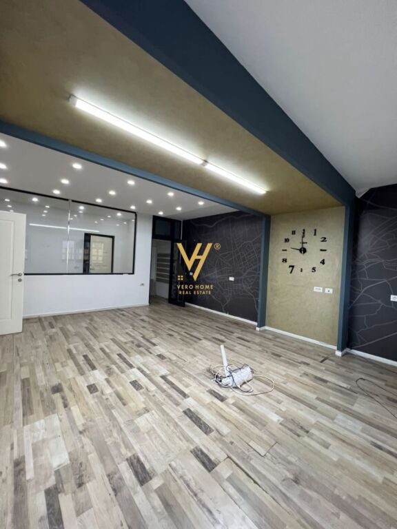 OFFICE 110 M2 FOR RENT AT WILLSON SQUARE 140,000 LEKE