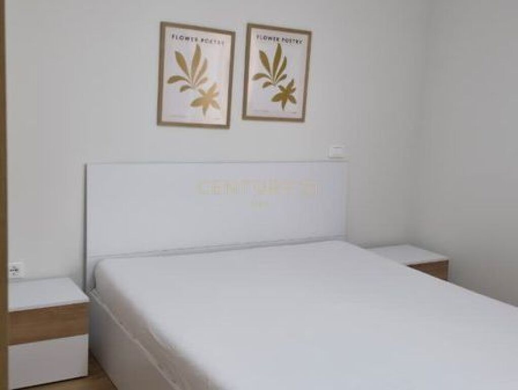 Apartament 3+1+2 me qira tek Garda!