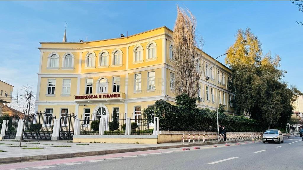 Studio apartment for sale, Medreseja