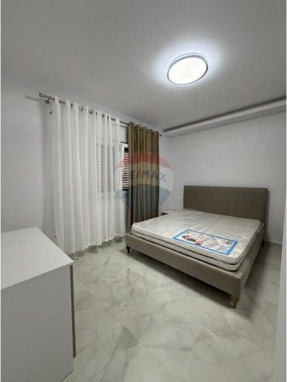 A 3+1 villa floor is for rent in Selitë.