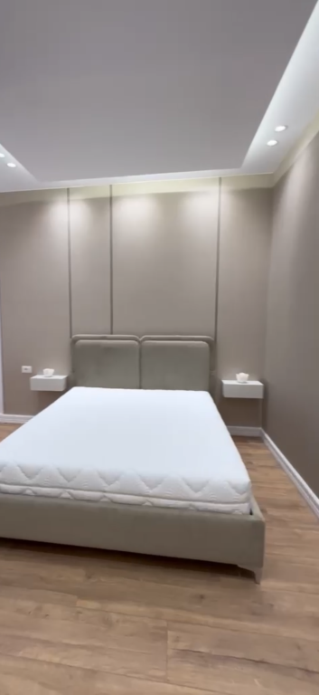 Apartament 2+1 per shitje perballe American 3