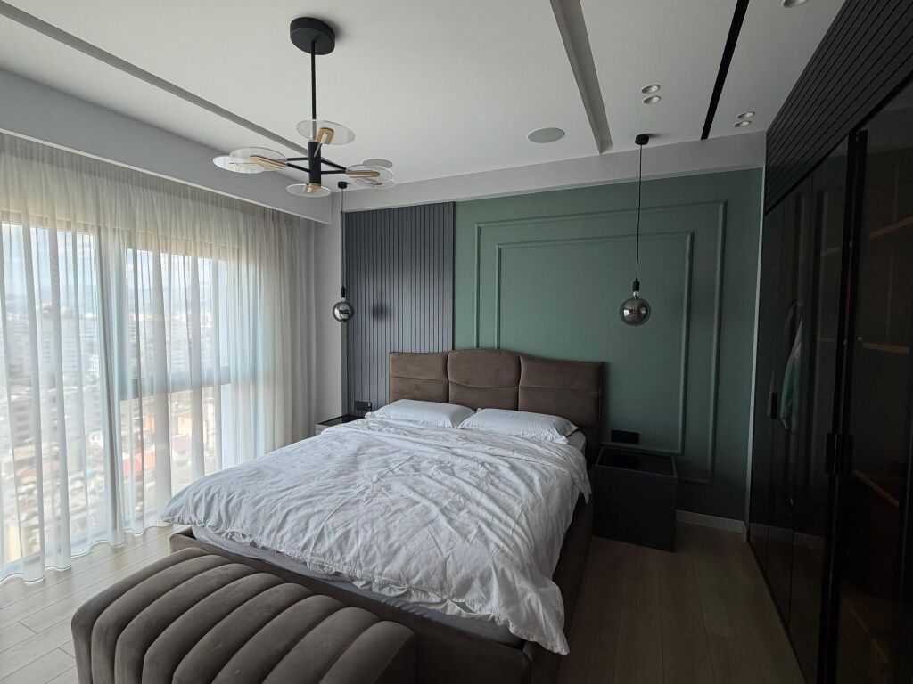 Jepet me qira dupleks luksoz tek Square 21