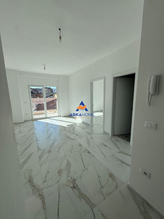 AFFITTASI APPARTAMENTO 1+1+BALCONE "VIA DRITAN HOXHA" 50.000 LEKE