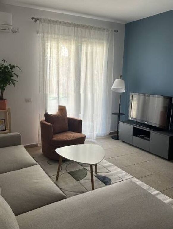 BULEVARDI ZOGU I PARE, JAPIM APARTAMENT 1+1 PER QERA! 650 € /Muaj
