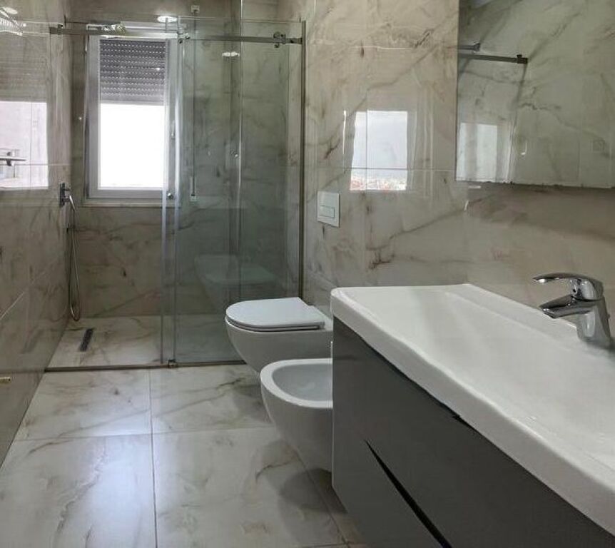 APPARTAMENTO IN AFFITTO 2+1+2+POSTO AUTO AL GIARDINO BOTANICO! 800 € /Mese