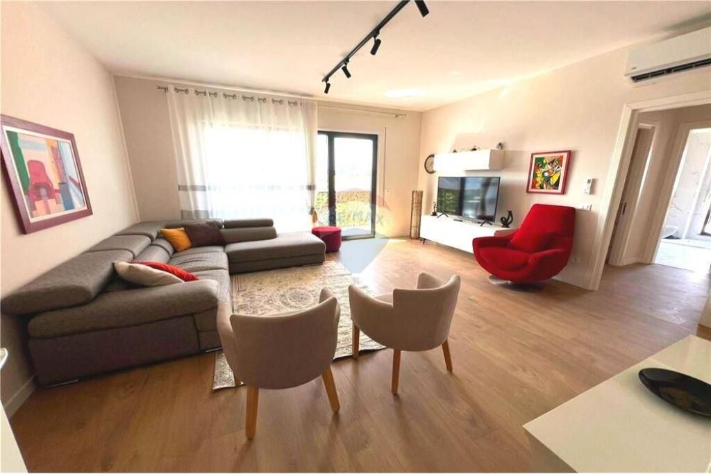 Apartament 2+1+2 me qira ne Myslym Shyri
