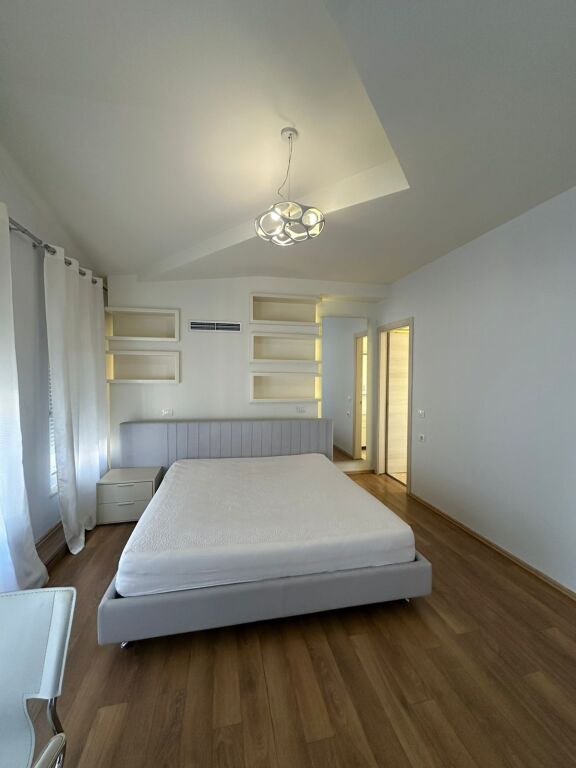 🏡 Villa su 4 Piani in Affitto – White House Residence, TEG